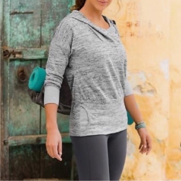 Athleta Batwing & Robin Cowlneck Hooded Sweatshirt - Size Medium - Picture 3 of 11
